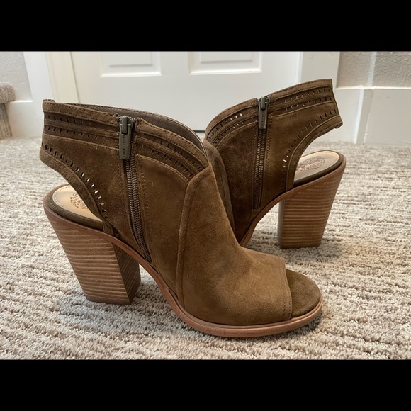 Vince Camuto Womens wedge heels - Picture 4 of 5